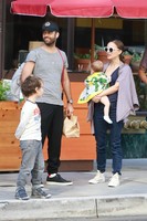 Natalie Portman longsleeve t-shirt #3007315