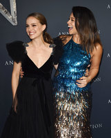 Natalie Portman Sweatshirt #3147999