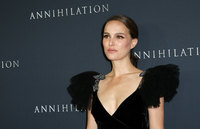 Natalie Portman Sweatshirt #3148029