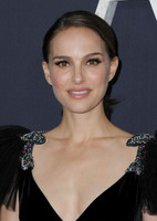 Natalie Portman Sweatshirt #3148065