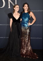 Natalie Portman Sweatshirt #3148511