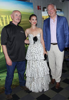 Natalie Portman longsleeve t-shirt #3322373