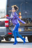 Natalie Portman longsleeve t-shirt #3322571