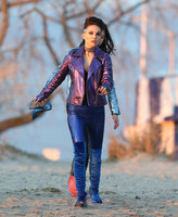 Natalie Portman longsleeve t-shirt #3322573