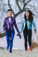 Natalie Portman longsleeve t-shirt #3363154