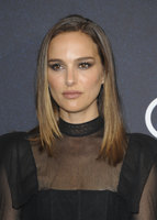 Natalie Portman Sweatshirt #3769318