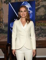 Natalie Portman Sweatshirt #3806497