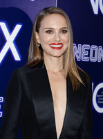 Natalie Portman Sweatshirt #3806514