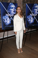 Natalie Portman Sweatshirt #3806579