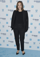 Natalie Portman Sweatshirt #3836191