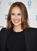 Natalie Portman Sweatshirt #3836252