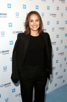 Natalie Portman longsleeve t-shirt #3866229