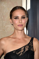 Natalie Portman longsleeve t-shirt #3894290