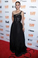 Natalie Portman Sweatshirt #3894696