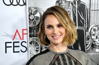 Natalie Portman Sweatshirt #3916337