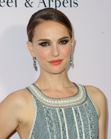 Natalie Portman Sweatshirt #3916456