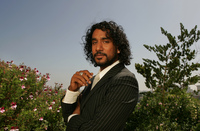 Naveen Andrews Sweatshirt #2201621