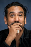 Naveen Andrews Sweatshirt #2233131
