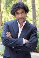 Naveen Andrews Longsleeve T-shirt #2341201