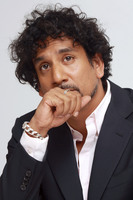 Naveen Andrews mug #G665789