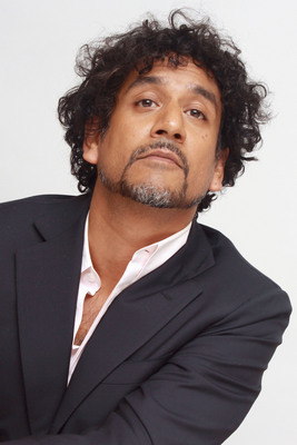 Naveen Andrews Poster 2341209