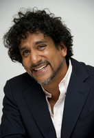 Naveen Andrews t-shirt #2362275
