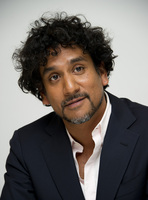 Naveen Andrews t-shirt #2362281