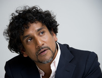 Naveen Andrews t-shirt #2362282
