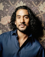 Naveen Andrews mug #G2439283