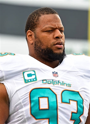 Ndamukong Suh posters