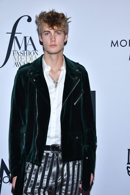 Neels Visser posters