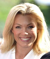 Nell McAndrew mug #G433930