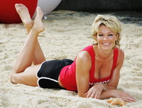 Nell McAndrew Longsleeve T-shirt #2094703
