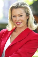 Nell McAndrew mug #G433987