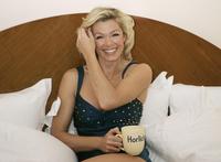 Nell McAndrew Longsleeve T-shirt #2095311