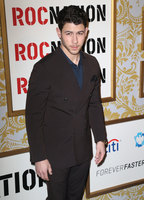 Nick Jonas Longsleeve T-shirt #3004805