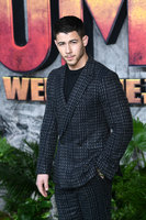 Nick Jonas Longsleeve T-shirt #3004817