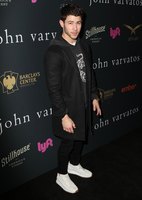 Nick Jonas Longsleeve T-shirt #3004829
