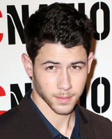 Nick Jonas Longsleeve T-shirt #3004846