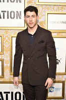 Nick Jonas Longsleeve T-shirt #3004899