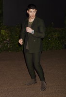 Nick Jonas Longsleeve T-shirt #3004988