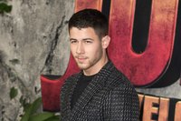 Nick Jonas Longsleeve T-shirt #3005068