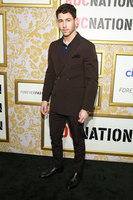 Nick Jonas Longsleeve T-shirt #3005069