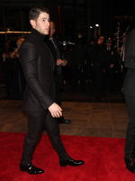 Nick Jonas Longsleeve T-shirt #3005079