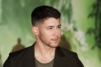 Nick Jonas Longsleeve T-shirt #3005081