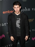 Nick Jonas Longsleeve T-shirt #3005092