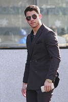 Nick Jonas Longsleeve T-shirt #3005098