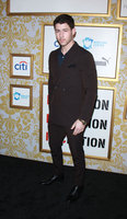 Nick Jonas Longsleeve T-shirt #3005194