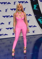 Nicki Minaj Longsleeve T-shirt #2977409