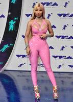 Nicki Minaj Longsleeve T-shirt #2977544